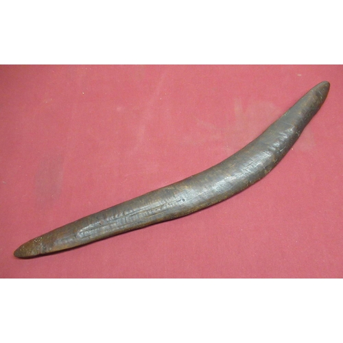 1048 - C19th/C20th Aboriginal boomerang, L60cm