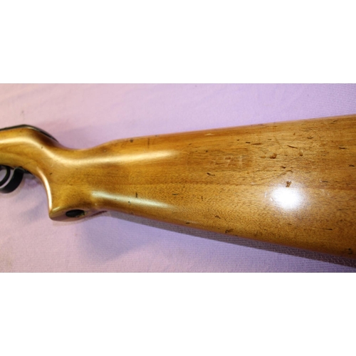 214 - BSA Cadet .22 break barrel air rifle.
Overall length 95cm