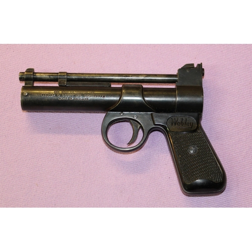 177 - Vintage Webley Junior .177 over lever action air pistol, 818 stamped on barrel front. In working con... 