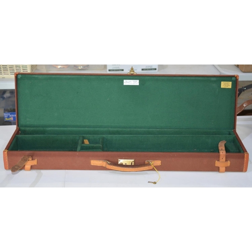 303 - Brady canvas gun case with green interior