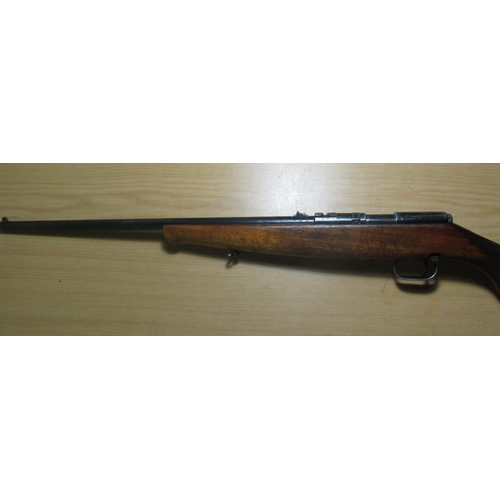 440 - Beretta .22 semi auto rifle (lacking magazine) serial no. 12637 with canvas slip (section one certif... 