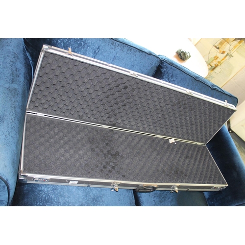 247 - Large rectangular alloy rifle case