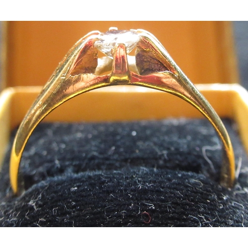 10 - Geo.V hallmarked 18ct yellow gold diamond solitaire ring, London 1918, size Q, 3.6g