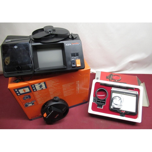 1216 - Boxed Agfa Family outfit comprising Agfa cine camera, cine viewer, Hama titler, pair of modelling la... 