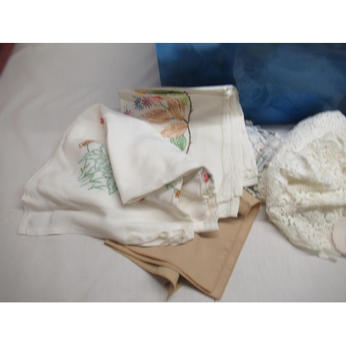 459 - Box of assorted fabrics and linen