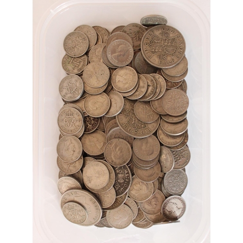 699 - Collection of post-1946 UK coinage to include both pre-decimal and modern decimal (5 tubs)