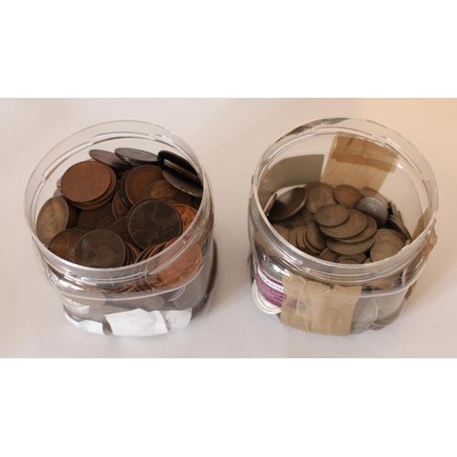 699 - Collection of post-1946 UK coinage to include both pre-decimal and modern decimal (5 tubs)