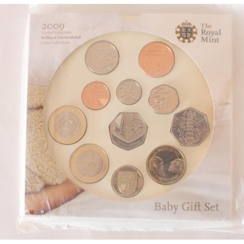 721 - Royal Mint 2009 UK BUNC Baby Gift coin set including Kew Gardens 50p, sealed in original packaging,