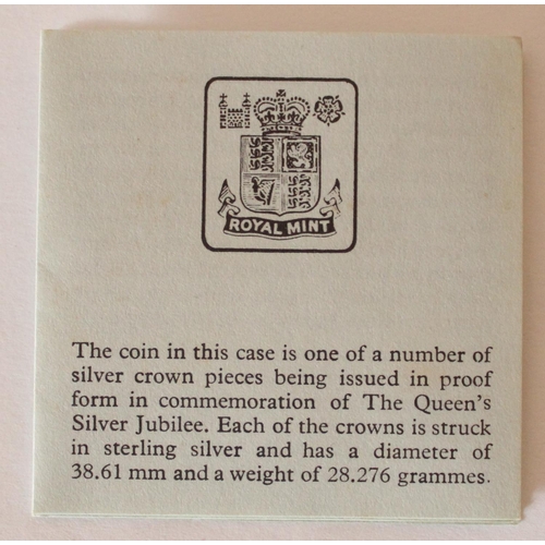 736 - Pair of 1977 Queens Silver Jubilee silver proof crowns, encapsulated and in original Royal Mint boxe... 