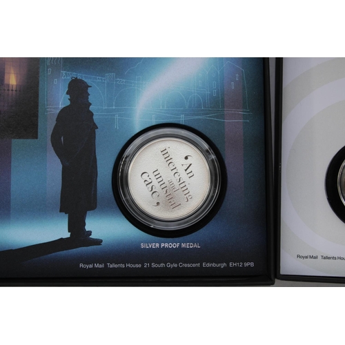 689 - HG Wells silver proof £2 coin cover and a Sherlock Holmes silver proof medal cover in original boxes