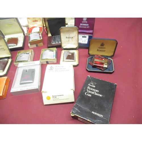 777 - Collection of boxed Ronson Cadet, Varaflame, etc (26)