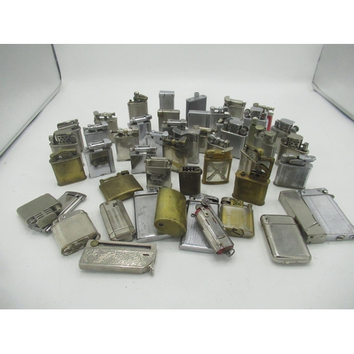 790 - Large collection of early 20th century lighters inc. Parker Beacon, The Roller Beacon, Diamond, Fork... 