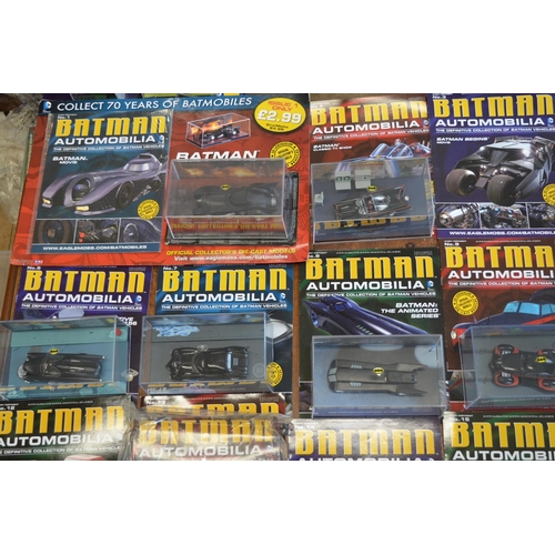 1092 - Collection of 20 Batman automobillia magazines and models by Eaglemoss collections, 1 -20 also inclu... 