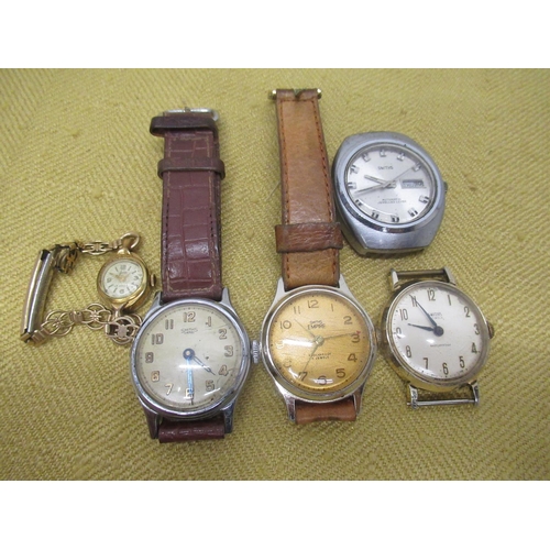 677 - Two Smith's Empire hand wound wristwatches, automatic wristwatch with day date, Smith's 9 jewel wris... 