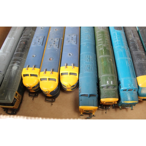 906 - Collection of ten 00 gauge Delta trains including Intercity 125, 43010 x 2, British Rail Delta D6830... 