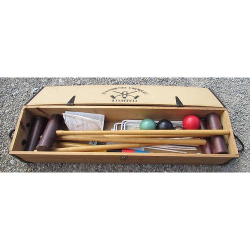 1299 - Townsend Ltd. Standard croquet set incl. mallets, balls, hoops and instructions, in wooden box