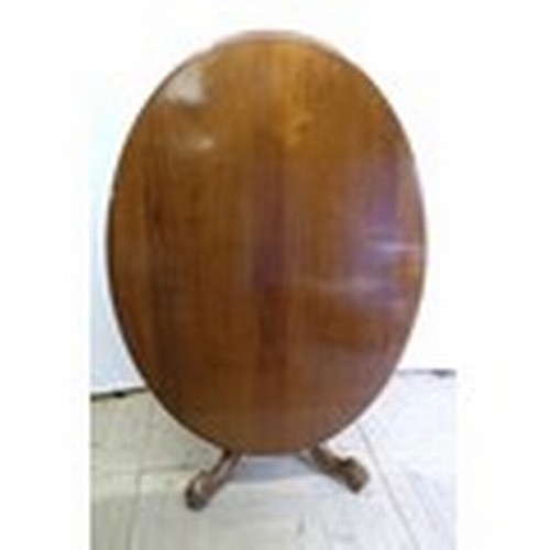 1334 - Victorian mahogany breakfast table, oval tilt top on turned column support, the four cabriole legs w... 