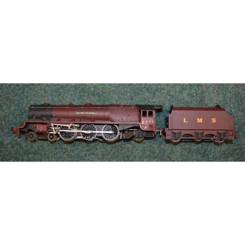 755 - Boxed Hornby Dublo electric Duchess of Atholl train set, catalogue no. EDP2, spare track and electri... 