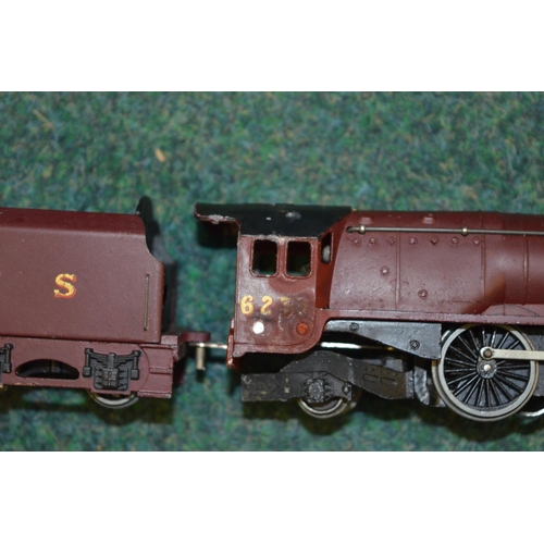 755 - Boxed Hornby Dublo electric Duchess of Atholl train set, catalogue no. EDP2, spare track and electri... 