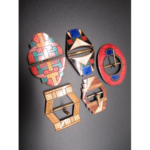 20 - Collection of early C20th and later belt buckles, including an art deco style plastic buckle with C1... 