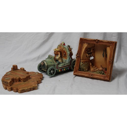 320 - Pendelfin Millennium Queen motorcar, Pendelfin diorama and a wood effect stand