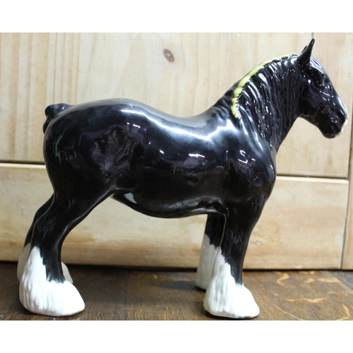 658 - Beswick model of Shire mare in black gloss finish with yellow ribbon, model no. 818