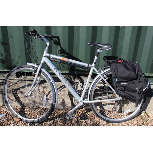 1226 - Dawes Kalahari touring 21-Speed bicycle with Altura panniers and pump