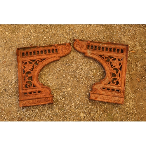 1237 - Cast ornate wall mounted bench ends