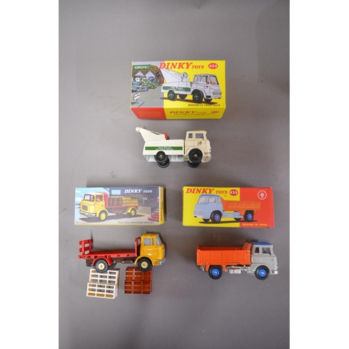 888 - Seven boxed modern Dinky/Atlas Editions die-cast vehicles, 2 vintage Matchbox Scammell mobile cranes... 