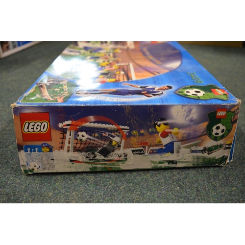 942 - Boxed Lego Championship Challenge set 3409 (possibly incomplete)