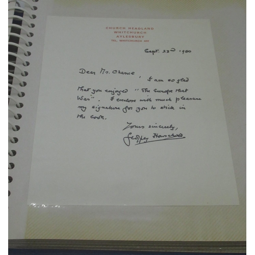 1006 - Two folders containing signed letters, photos and programmes, from politicians, singers and other ce... 
