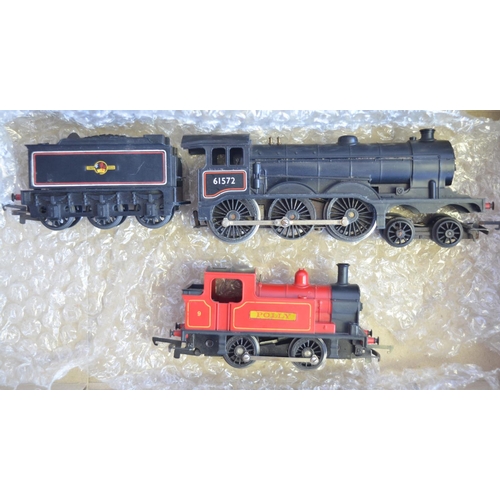 701 - A boxed Hornby R1121 