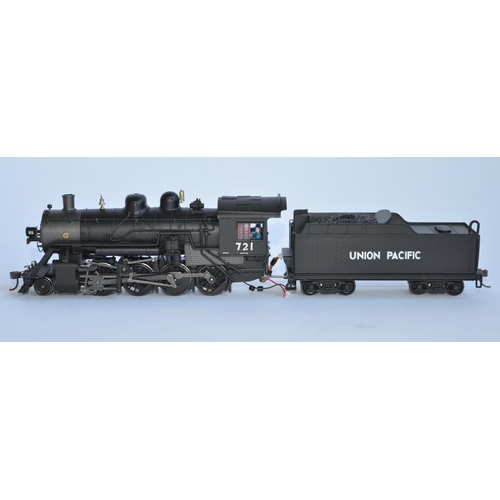 708 - A boxed Bachmann Spectrum Master Railroader Series Baldwin 2-8-0 Consolidation & Tender steam loco.