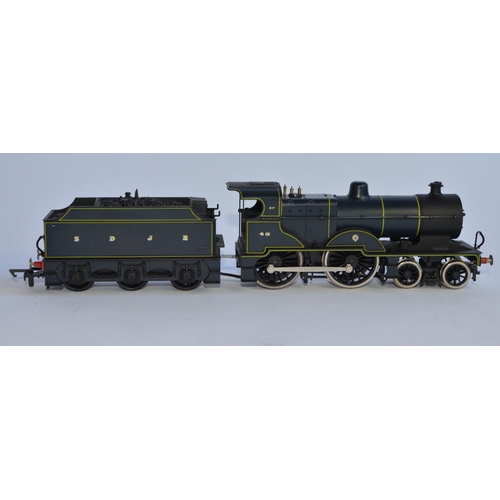 722 - An OO gauge D67 Dapol Class 2P 4-4-0 in SDJR dark blue livery.