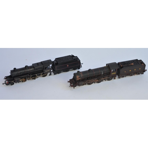 726 - 2 weathered OO gauge train models:
A boxed Lima 2-6-0 205120 MWG BR Black Crab Loco 