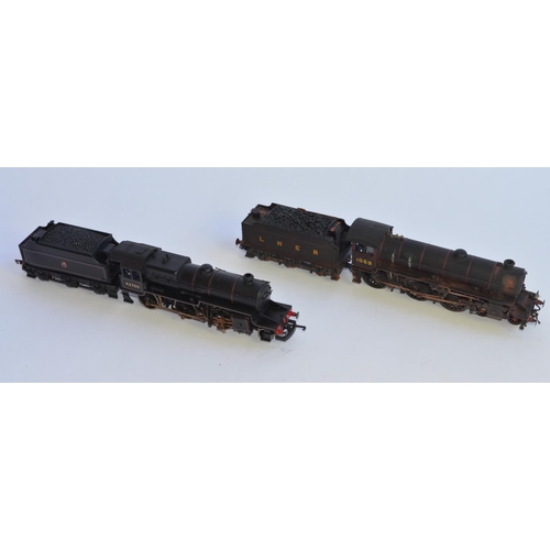 726 - 2 weathered OO gauge train models:
A boxed Lima 2-6-0 205120 MWG BR Black Crab Loco 