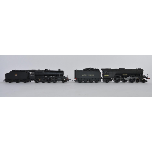 732 - 2 OO gauge Hornby locomotive models, both re-painted and weathered in a wartime matt black finish, n... 