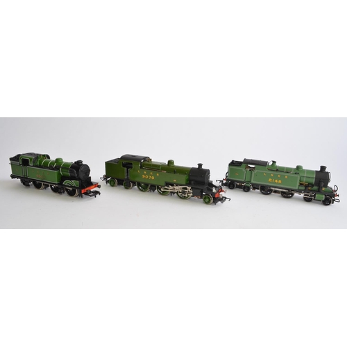 738 - 3 OO gauge electric loco models:
Mainline LNER 9522 6-2-0 N2. Good condition.
Hornby 2-6-4 LNER 9070... 