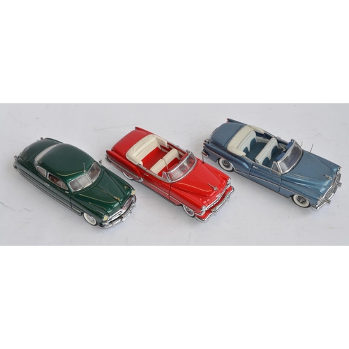 852 - 3 1/24 die-cast model cars:
Boxed Franklin Mint 1951 Hudson Hornet, good overall condition, some dam... 