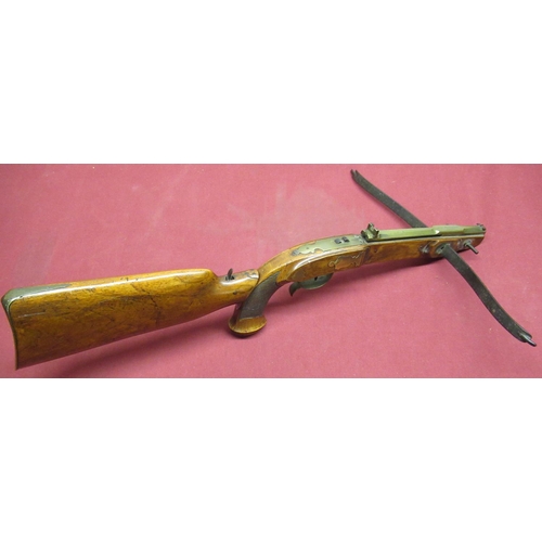 230 - Early C19th German pistol crossbow, with 14