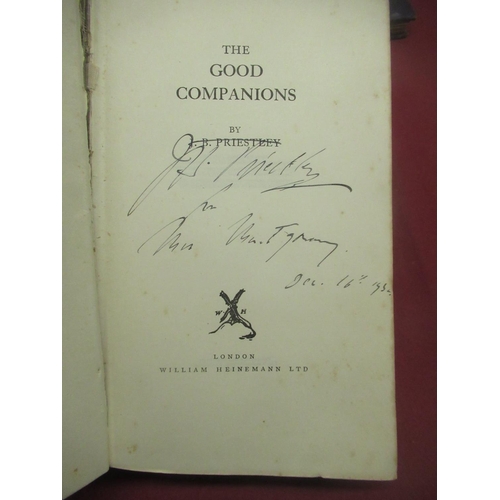 1112 - Priestley(J.B.) - The Good Companions, William Heinemann, 1931, Signed, Albert Goes Through, William... 