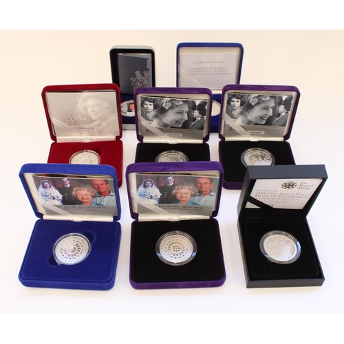 272 - Collection of eight Royal commemorative silver proof coins incl. Royal Mint HRH Prince Charles and C... 
