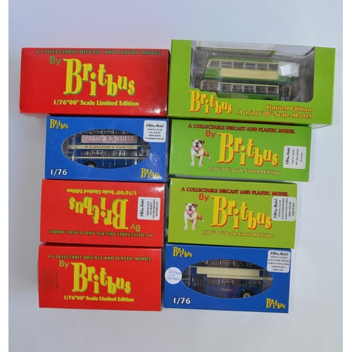 896 - 8 1/76 OO guage (perfect for your layouts/dioramas etc) Britbus die-cast model buses, all boxed. Mos... 