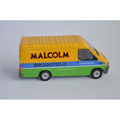 913 - Corgi 1/50 truck model CC13505, Volvo FM Aggregate Tipper, W.H.Malcolm. Limited edition, 2411/3200.
... 