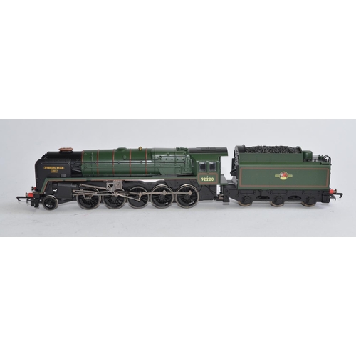 704a - A boxed Hornby OO gauge DCC ready R2785 2-10-0 Class 9F 