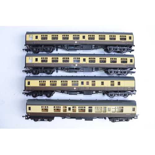 761 - 4 brown and cream OO gauge railway coaches (3 Mainline, 1 Lima) in fair to excellent used conditions... 