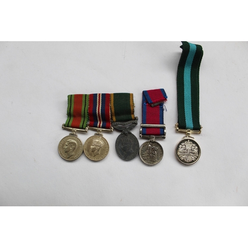 75 - Collection of five miniature medals incl. War medal from 1939 - 1945, Northern Ireland Home Service ... 