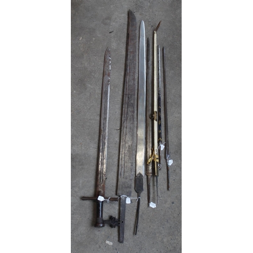 191 - Reproduction Viking sword and six sword blades of various styles and sizes (7)