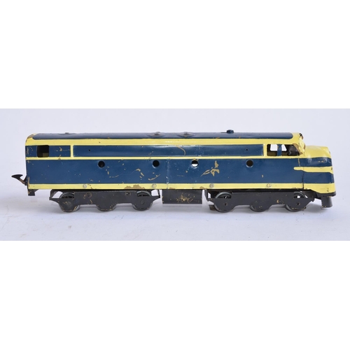 695 - A vintage O gauge electric American style diesel locomotive, possibly repainted.