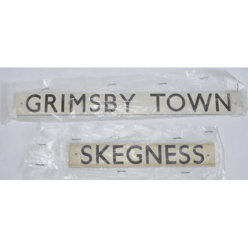 801 - Two signal box description plates from Grimbsy Town (25.3x2.4cm) and Skegness (16.6x2.4cm)